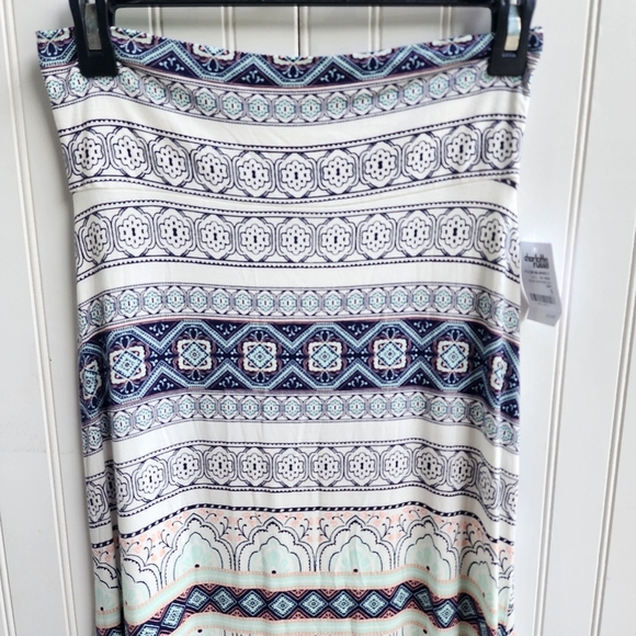 NWT Charlotte Russe Rayon Maxi Skirt Soft Elastic Waist Blue White Print Slits S - Picture 2 of 10